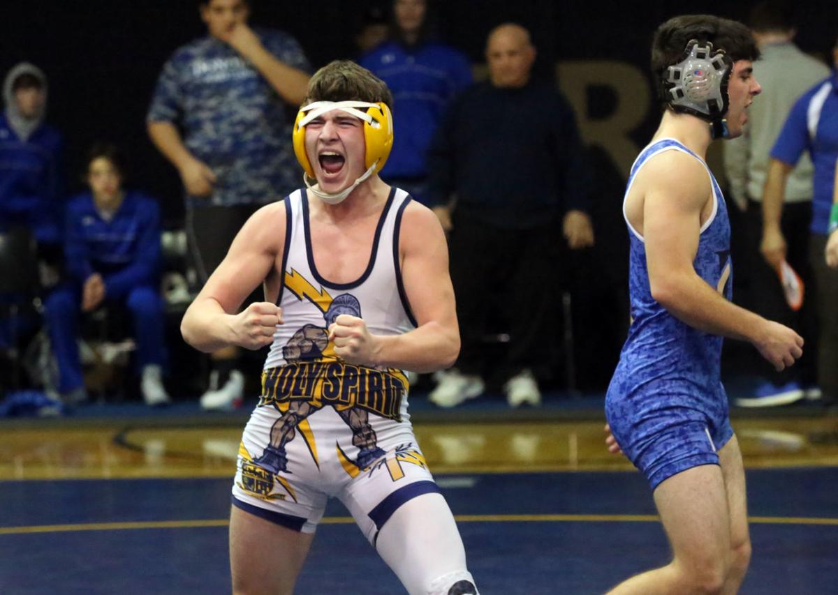 Driscoll's late rally sends Holy Spirit wrestling to fourth straight
