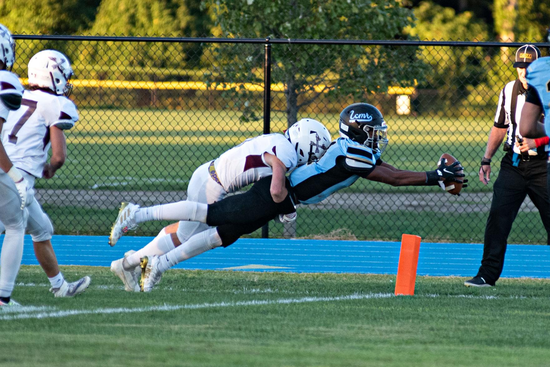PHOTOS Wildwood vs. Lower Cape May Regional football