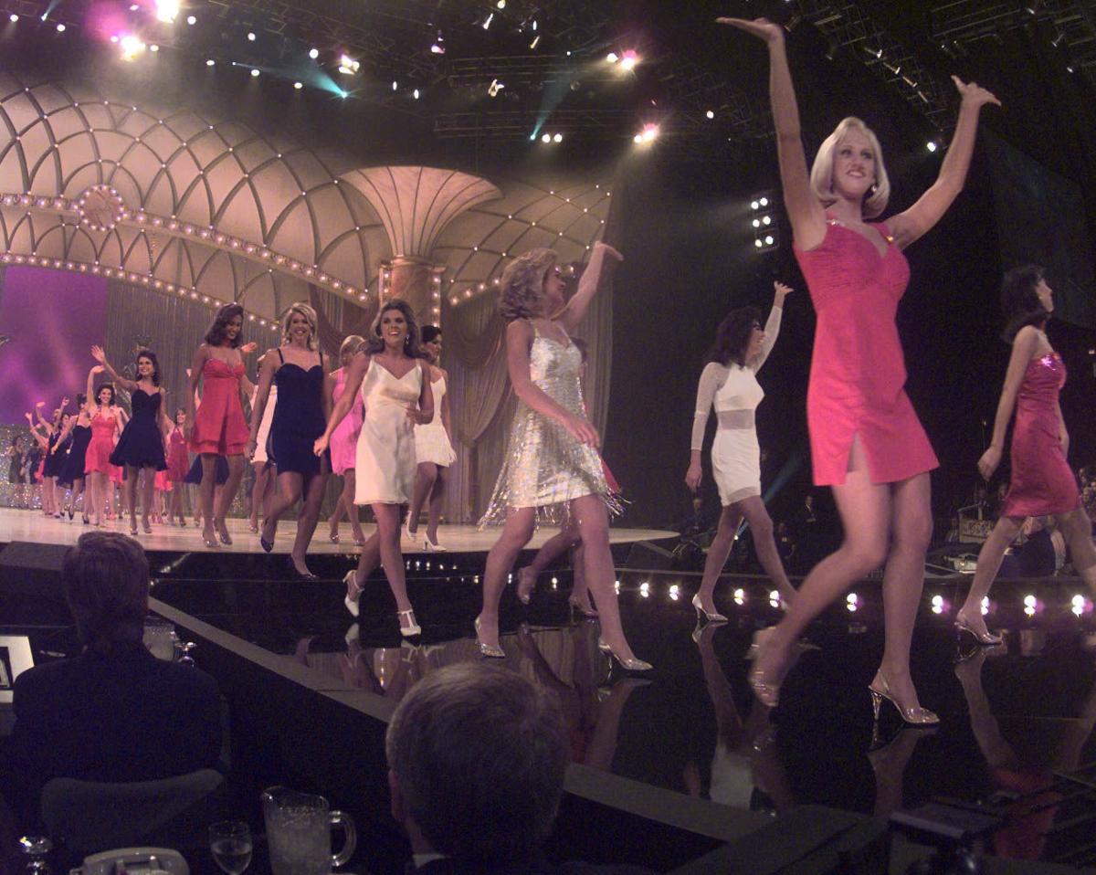 MISS RUNWAY