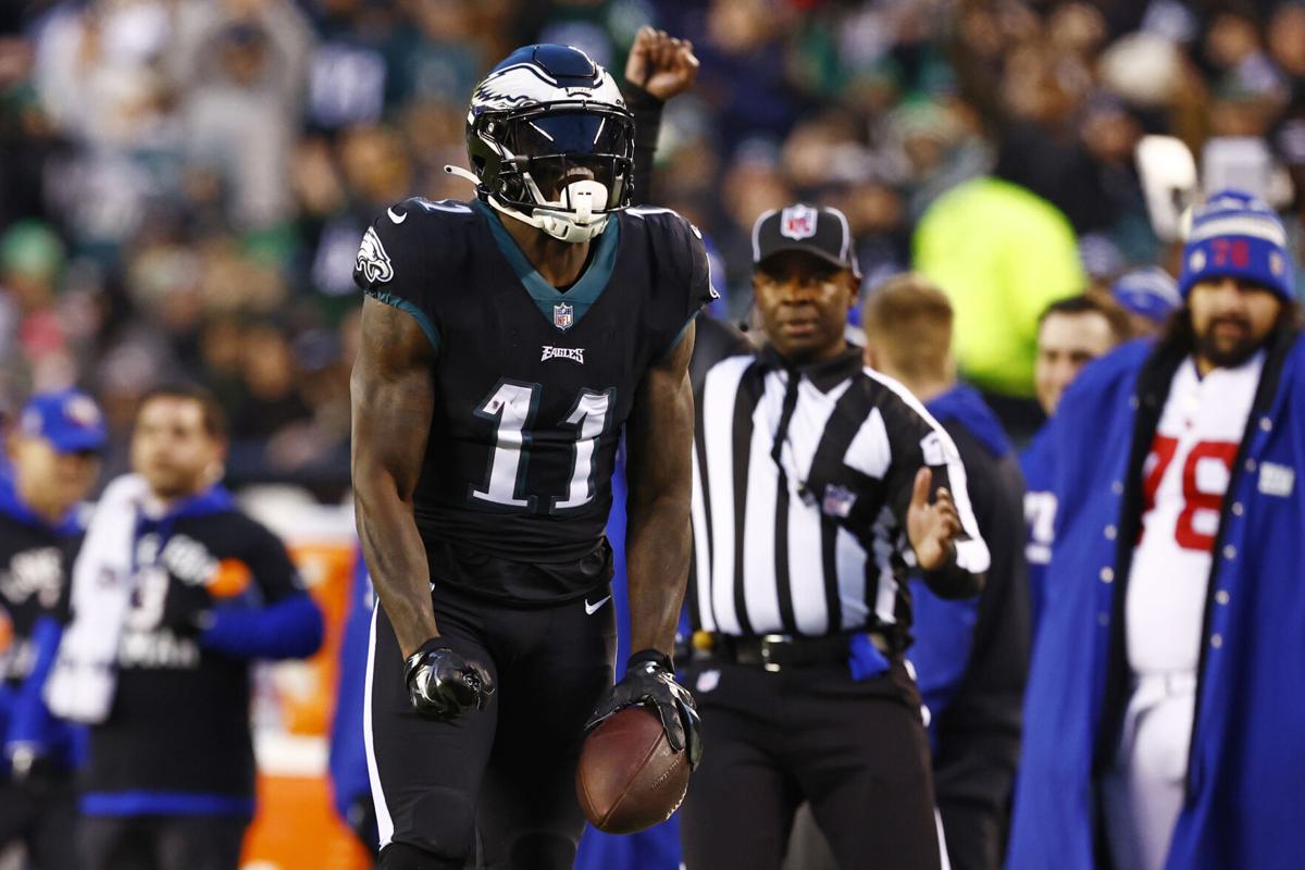 Eagles-Giants analysis: Birds clinch a playoff berth with a