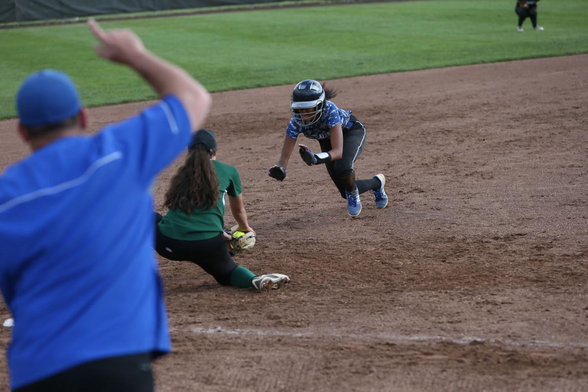 Wildwood Catholic softball vs Benedictine
