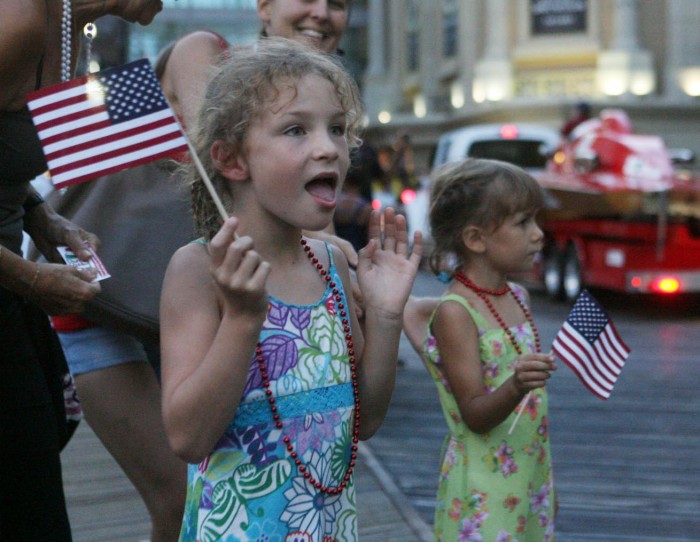 ARMED FORCES PARADE