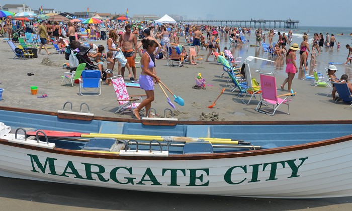 Margate Holds Planet S Gest Beach Party On Day Of Extreme Heat Margate Beachstock