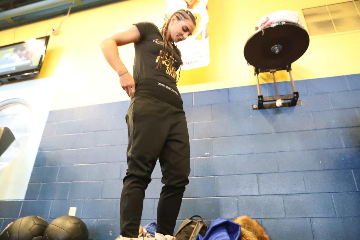 041219_gal_womenboxingworkout