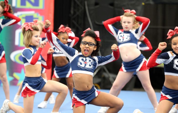 CHEERLEADING COMPETITION