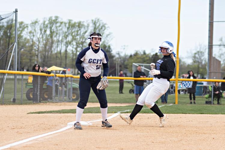 Hammonton wins twice to reach semifinals of its softball tournament