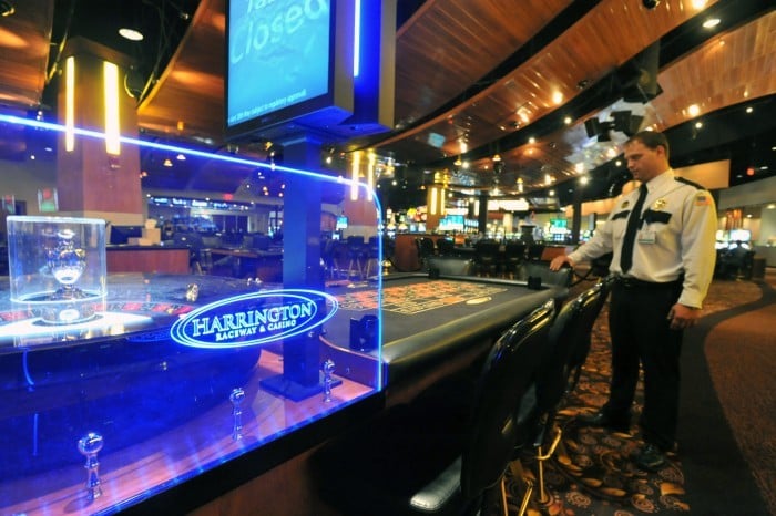 delaware casinos with table games