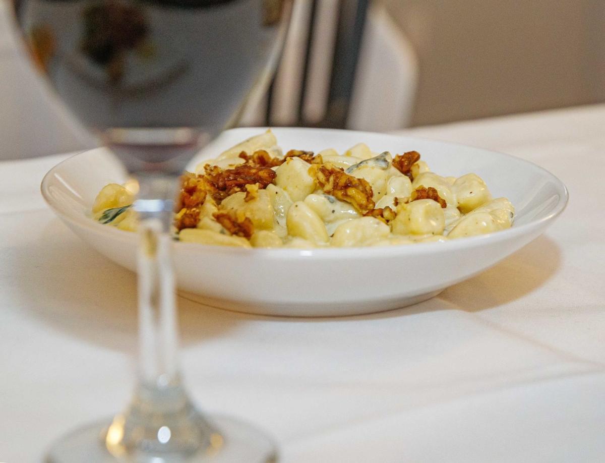 Couple Takes A Leap Of Faith To Open The New La Casetta Italian