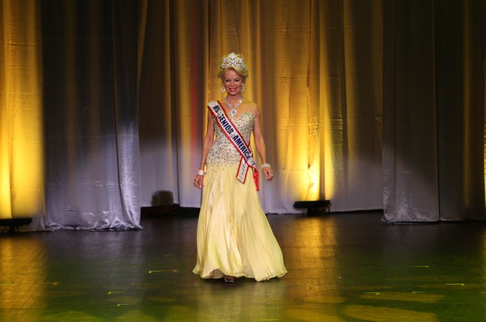 MISS SENIOR AMERICA
