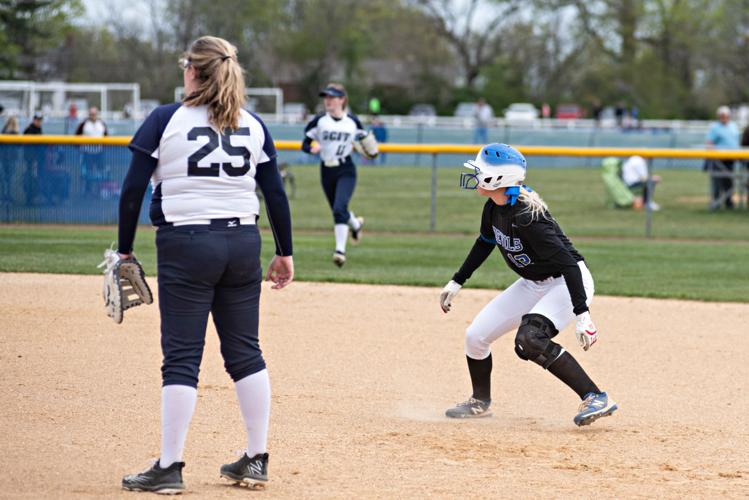 Hammonton wins twice to reach semifinals of its softball tournament