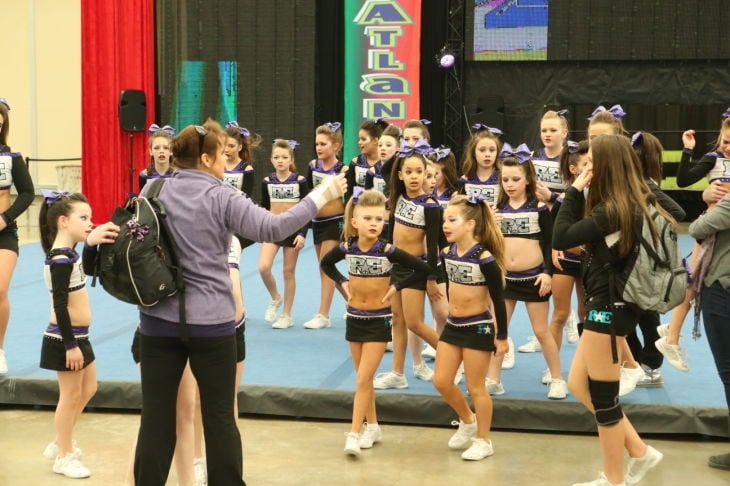 CHEERLEADING COMPETITION