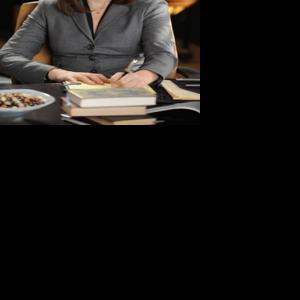 Wayward spouse coming home in CBS drama 'The Good Wife'