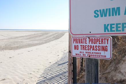Private clubs at Diamond Beach in talks with DEP - Vimarsana News
