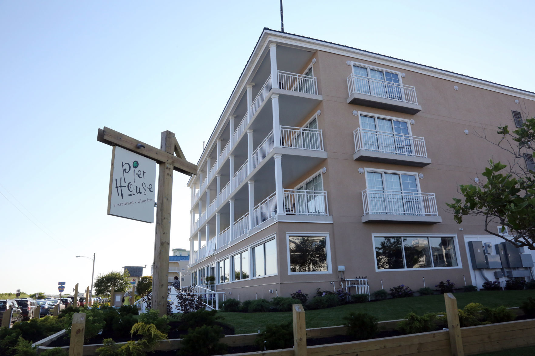 PHOTOS From The Opening Of Pier House In Cape May At The Shore   5d14db7ad6e79.image 