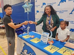 Sovereign Avenue School Welcomes New Principal During Open House