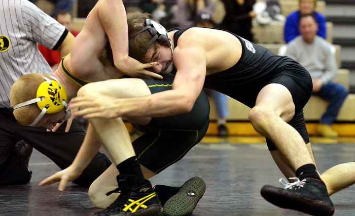 southern-regional-wins-sj-group-iv-wrestling-finals-over-clearview