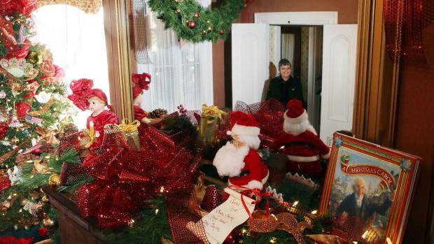 Get One Last Chance To Take A Candlelight Christmas House Tour And Free HD Get Wallpaper One Last Chance To Take A Candlelight Christmas House Tour And For iPhone Free