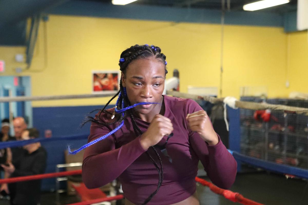 041219_gal_womenboxingworkout