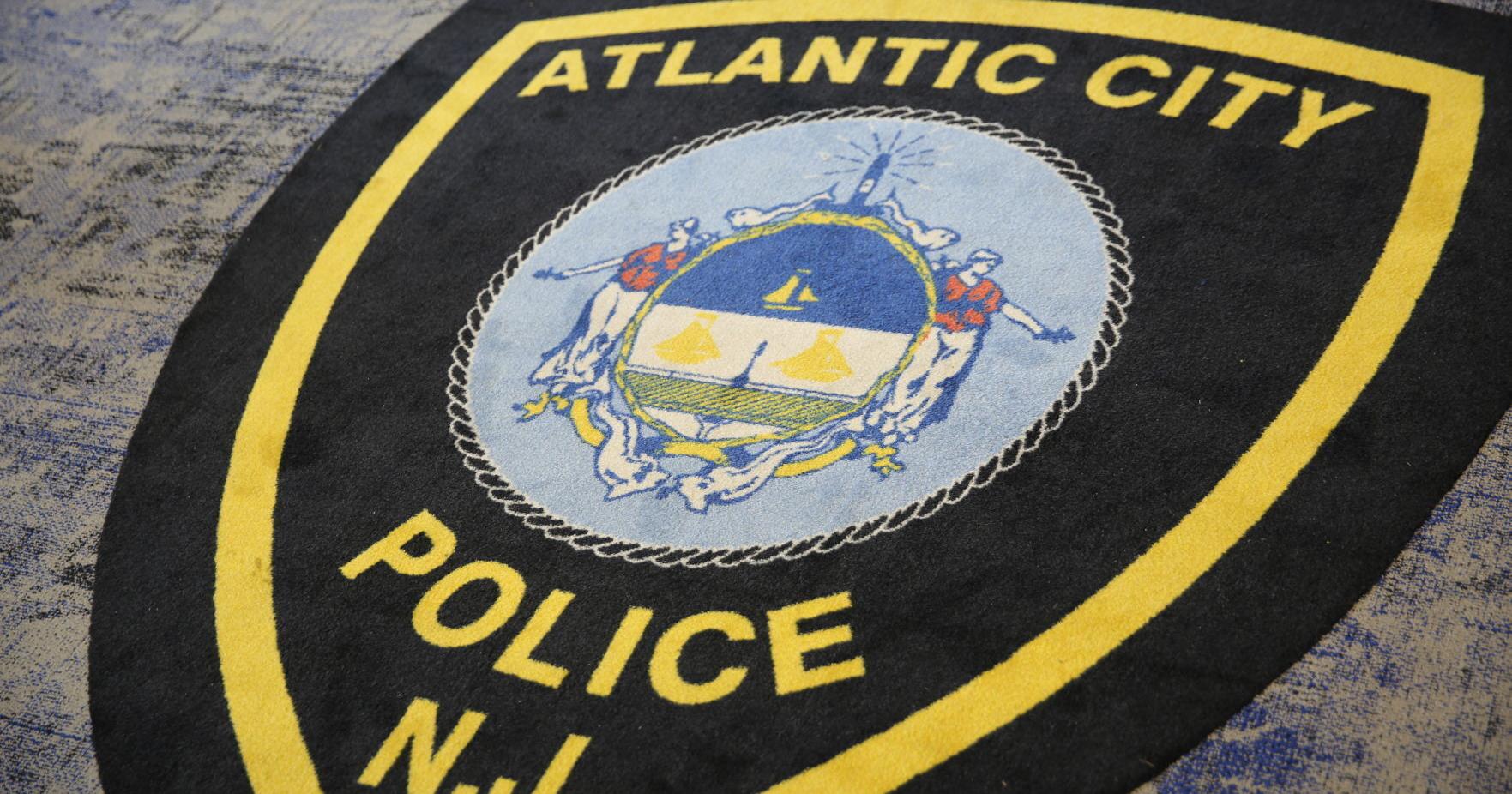 Atlantic City police say 8 assaulted officers - Vimarsana News