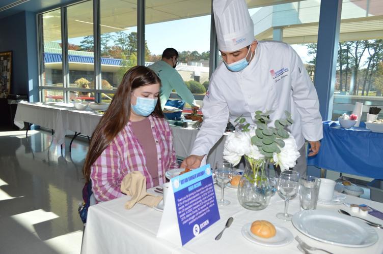 hunger-banquet-2021-39_51691520688_o.jpg
