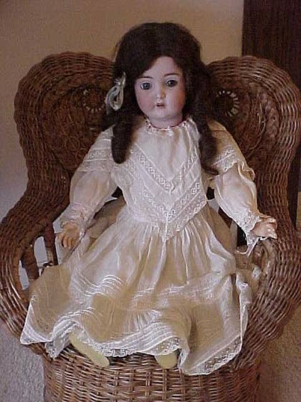 antique doll dealers near me