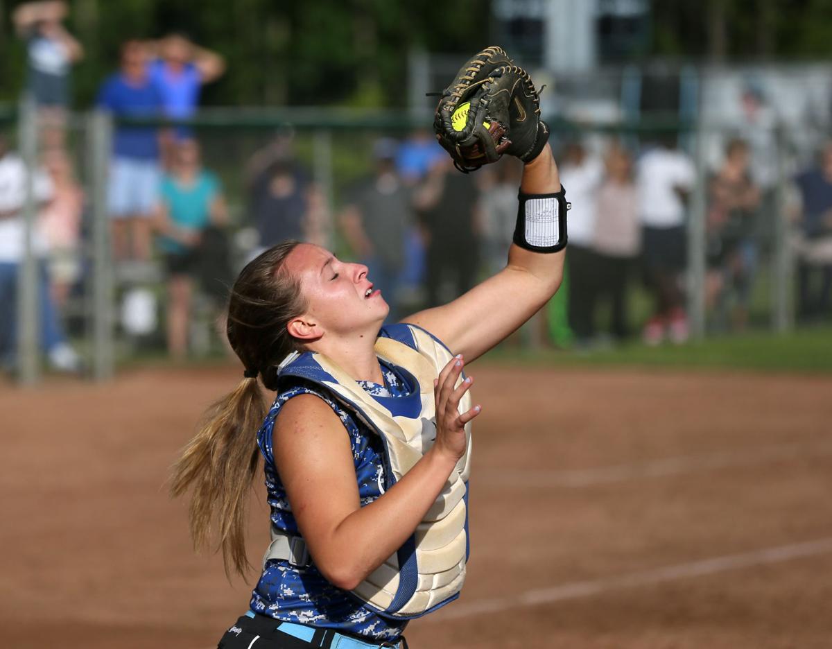 Wildwood Catholic softball vs Benedictine