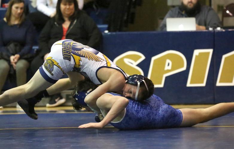 Driscoll's late rally sends Holy Spirit wrestling to fourth straight
