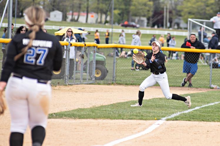 Hammonton wins twice to reach semifinals of its softball tournament