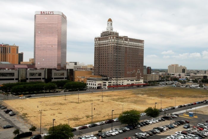 Pinnacle casino site in Atlantic City may sell at 70 percent discount