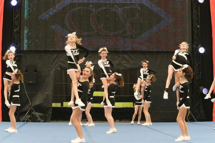 CHEERLEADING COMPETITION