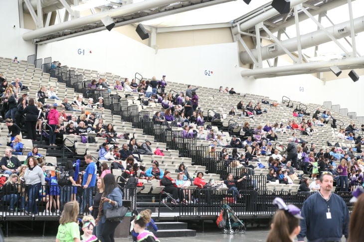 CHEERLEADING COMPETITION