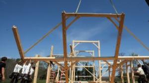 Amish Firm Constructs Barn In Middle Township The Old Way With Heavy Beams No Nails Latest Headlines Pressofatlanticcitycom
