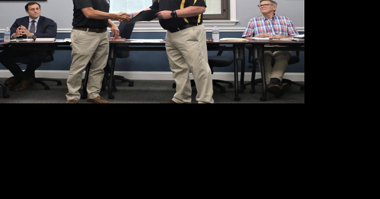 LCMR School superintendent praised at final meeting
