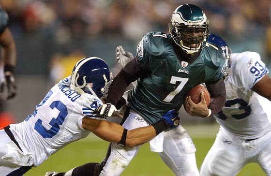 Vick Returns to Lead Eagles Over Colts, 26-24 - The New York Times