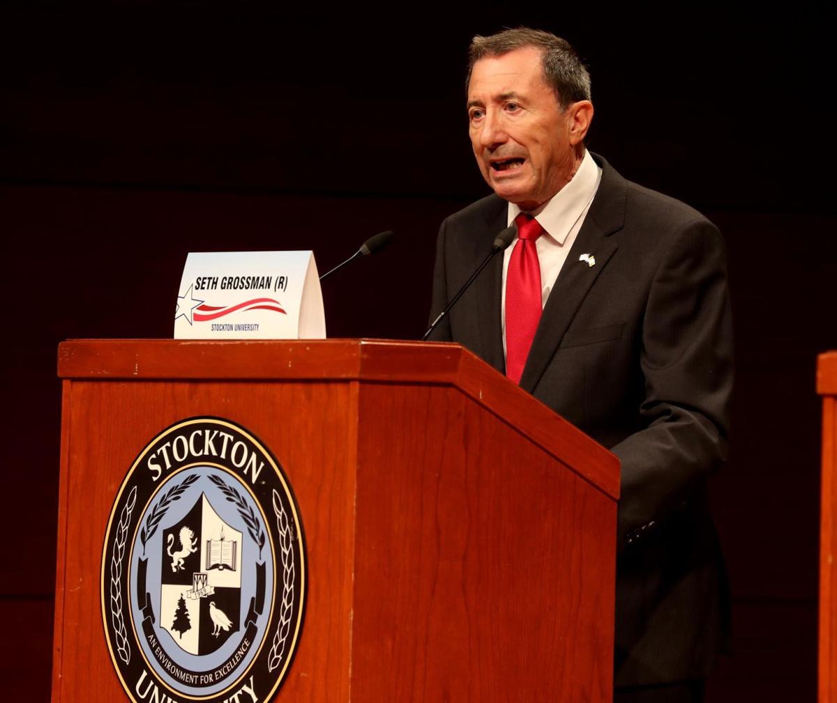 101118_nws_debate