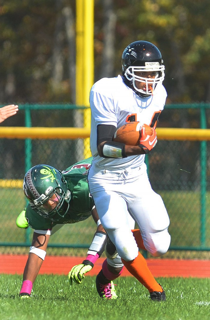 Middle Twp. at Cedar Creek Football | Photo Galleries ...