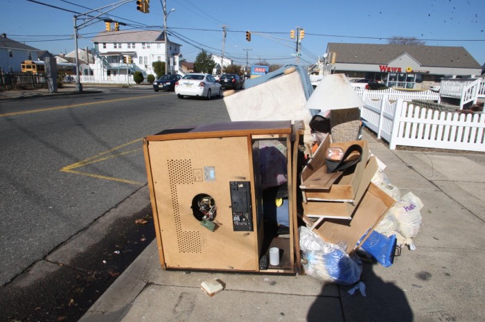 SENTIMENTAL TRASH