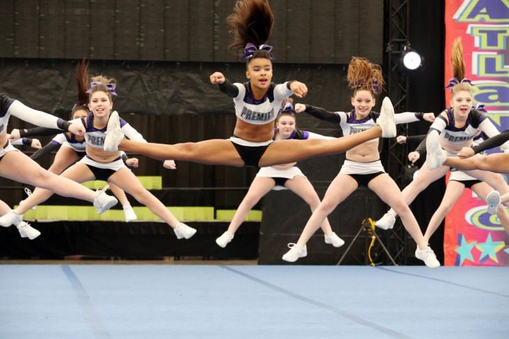 CHEERLEADING COMPETITION