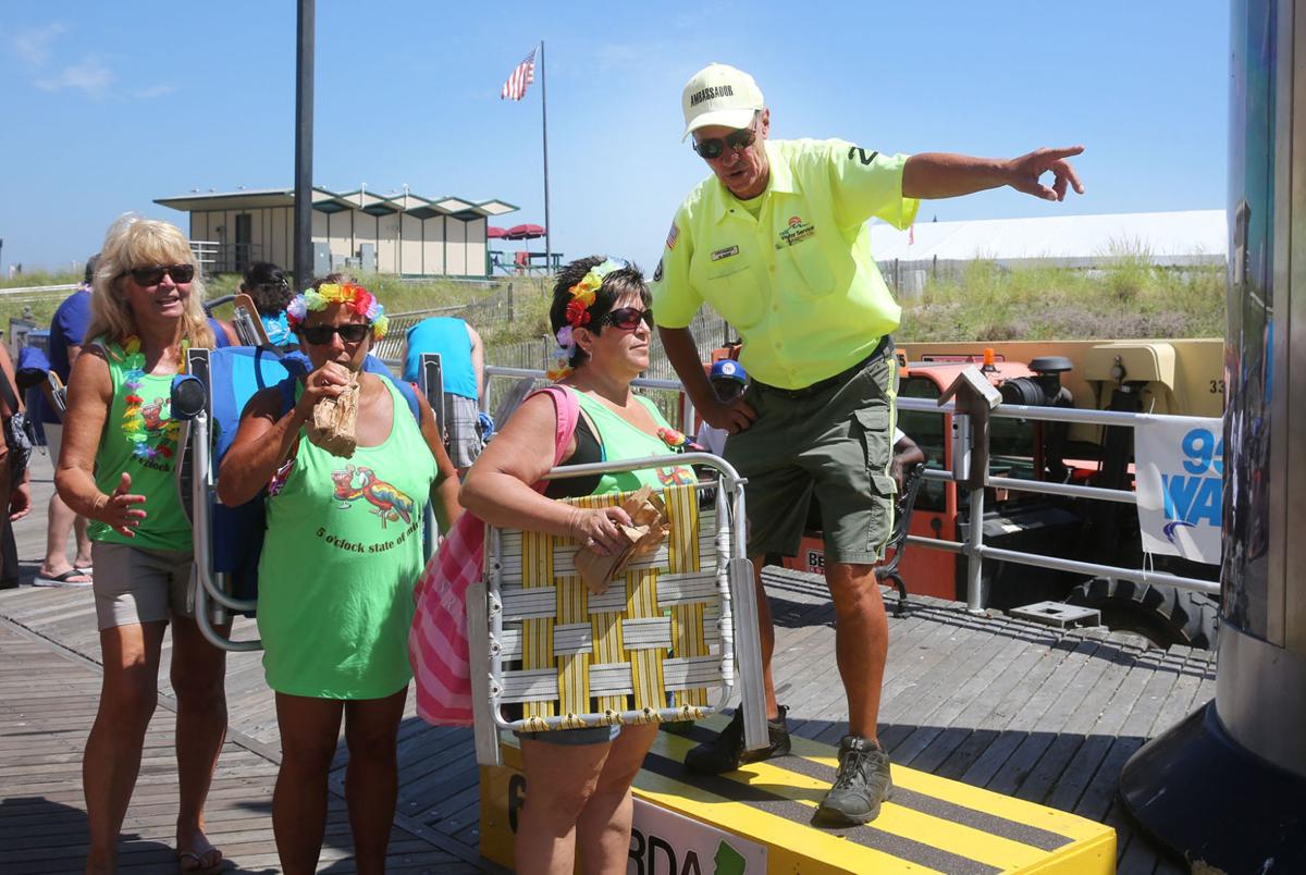 Jimmy Buffett concert late