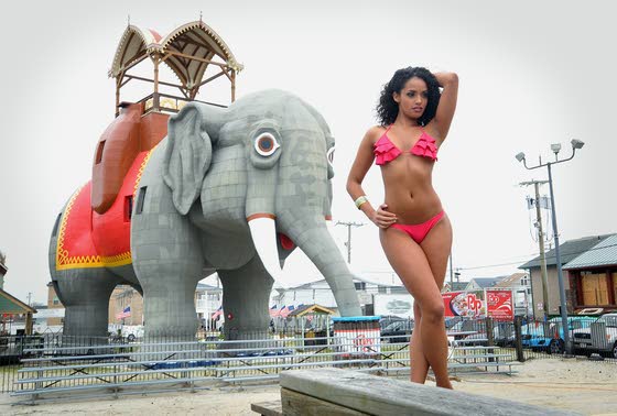 Eagles Cheerleaders Swimsuit Calendar Shooting at Jersey Shore