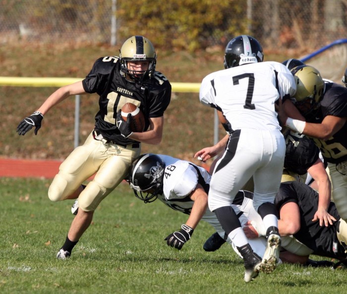 Football preview Southern Regional at Washington Township