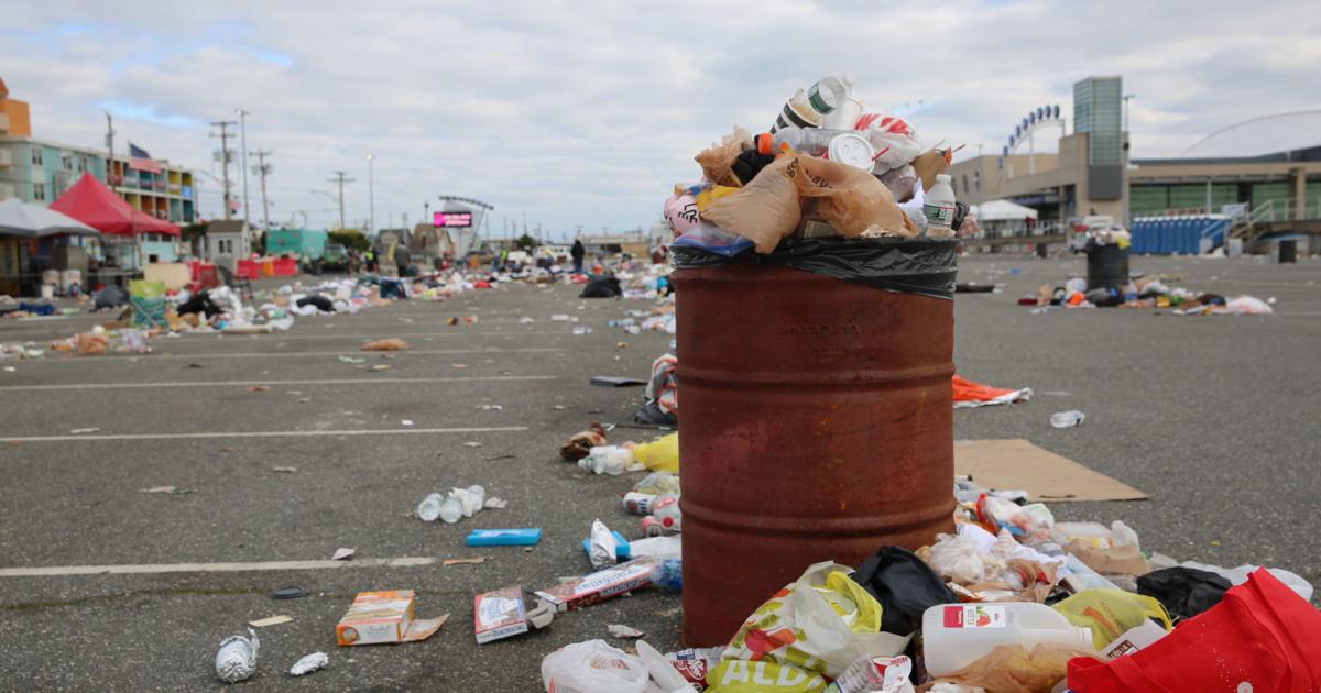 Workers done cleaning trash-filled aftermath of Trump rally