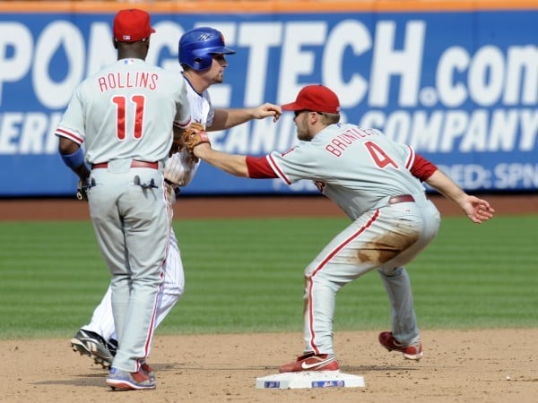 Bruntlett feels more at home with Phillies this season