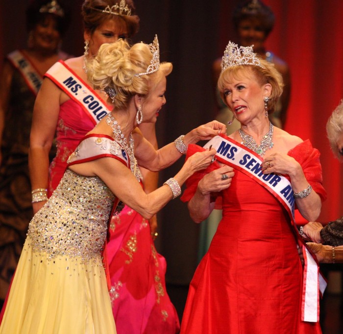 MISS SENIOR AMERICA