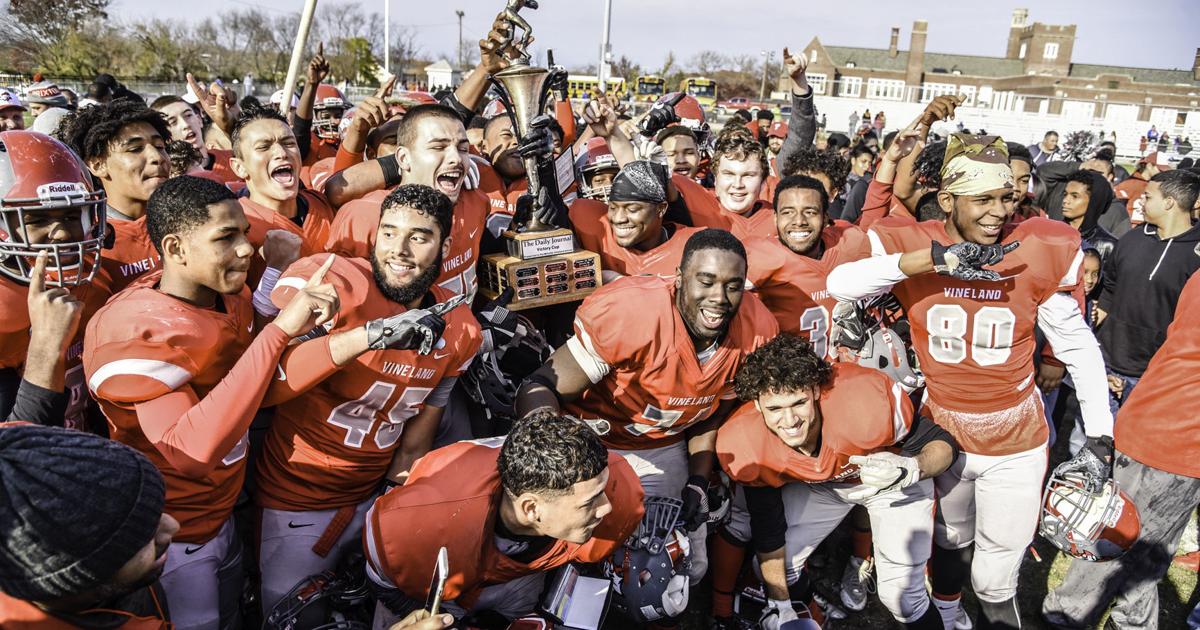 Thanksgiving day quotes and sayings Thanksgiving day quotes and sayings