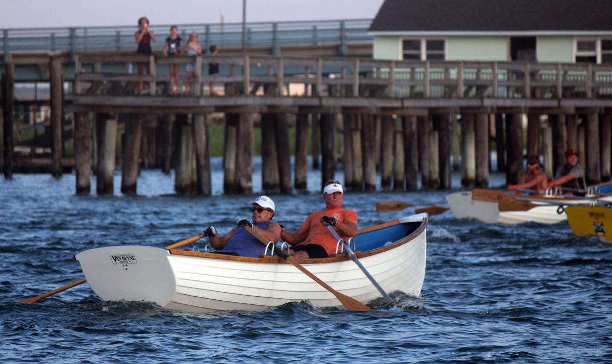 Kobierowski, McGovern win second straight Around The Island Row