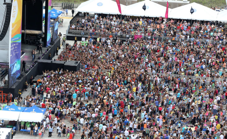Maroon 5 Nick Jonas To Perform A C Beach Concert Aug 16 Living Maroon 5 Nick Jonas To Perform A C Beach Concert Aug 16 Living Pressofatlanticcity