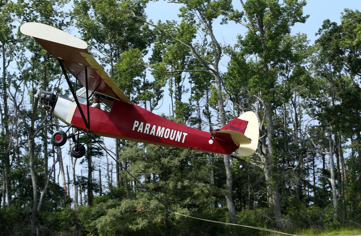 Paramount Air Service Banner Planes