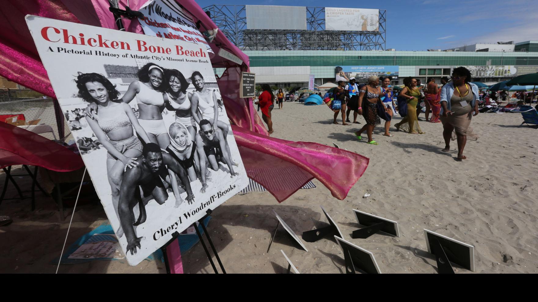 Wallpaper With Love Black Women Reclaim Atlantic City S Chicken Bone Beach For Free