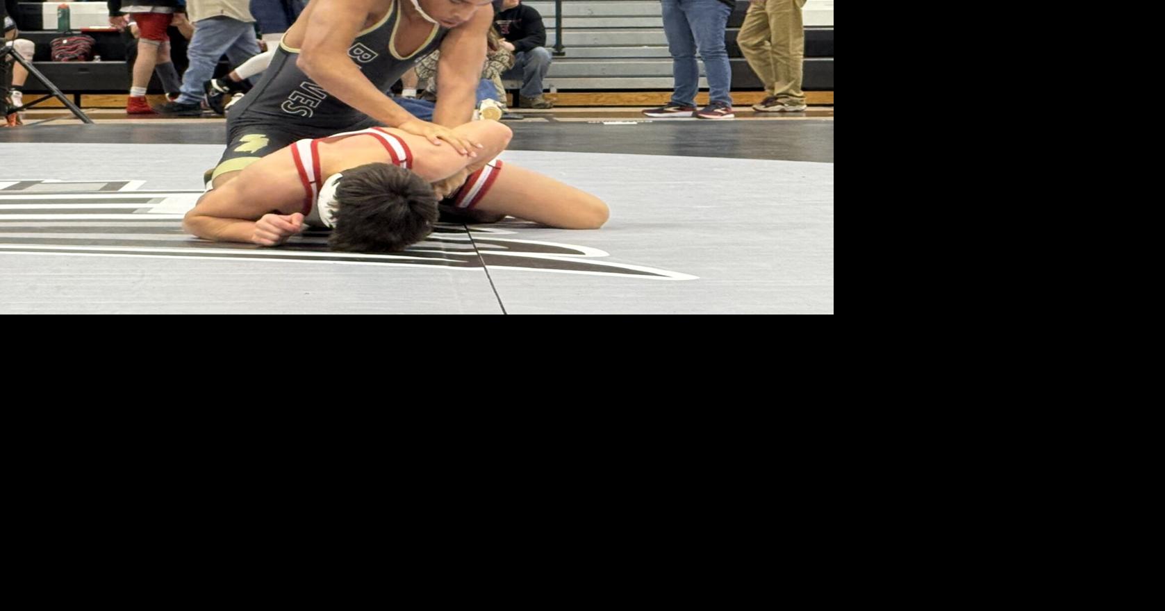 These 5 high school wrestlers starred Saturday: On the Mat